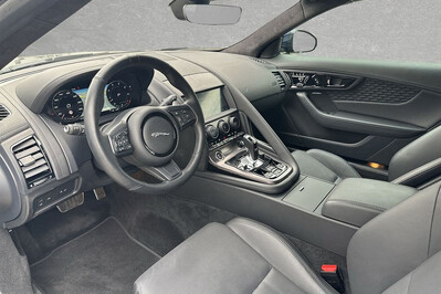 Jaguar F-Type P450 V8 AWD Edition 75