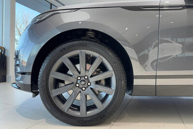 Land Rover Range Rover Velar 3.0  R-Dynamic SE 4WD