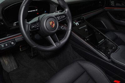 Porsche Panamera 4