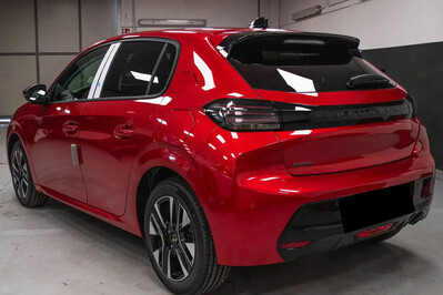 Peugeot 208 Allure e-DCS6  1.2 mHEV