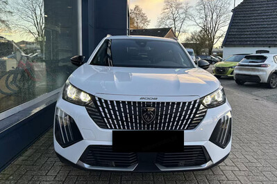 Peugeot 2008 Allure e-DCS 1.2 mHEV