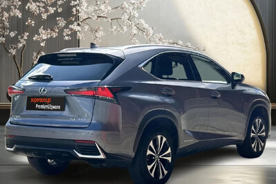 Lexus NX 300h F Impression AWD