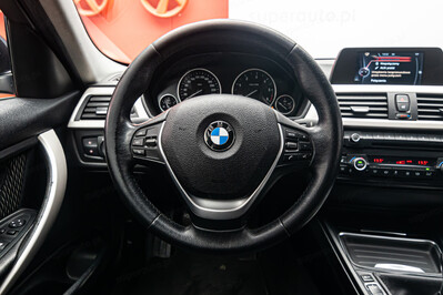 BMW Seria 3 318d