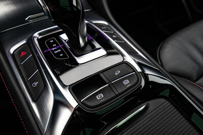 MG HS 1.5 T-GDI Exclusive DCT