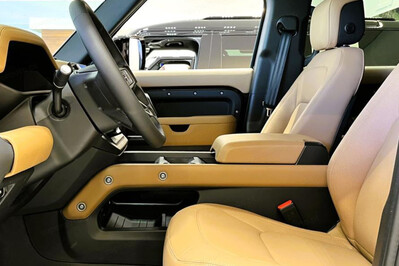 Land Rover Defender 110 D300  X-Dynamic HSE