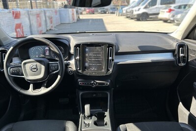 Volvo XC40 T5 AWD Momentum Pro aut