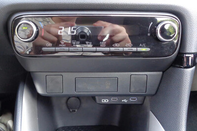 Toyota Yaris Comfort 1.5 Hybrid
