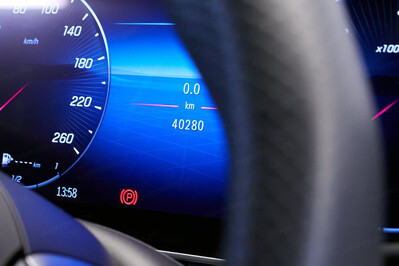 Mercedes Klasa C 220 d T 4MATIC AMG Line