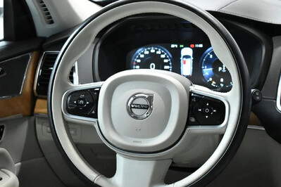 Volvo XC90 B5 D AWD Inscription 7os aut
