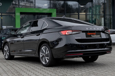 Skoda Superb 1.5 TSI Selection DSG
