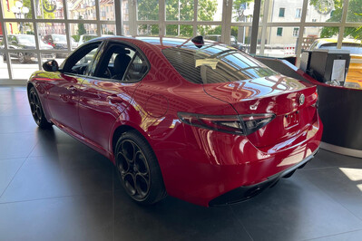 Alfa Romeo Giulia Intensa Q4