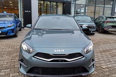 Kia Ceed 1.5 T-GDI Tribute DCT