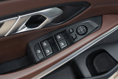 BMW Seria 3 320d xDrive Luxury Line