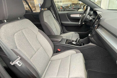 Volvo XC40 B3 Plus Dark