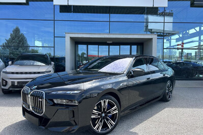 BMW Seria 7 M760e xDrive