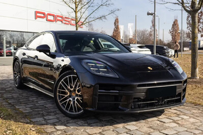 Porsche Panamera 4 E-Hybrid