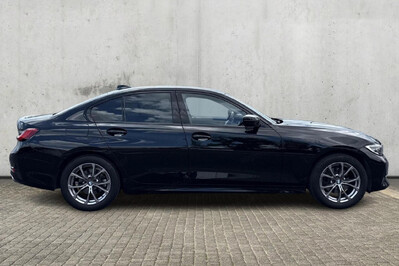 BMW Seria 3 320i