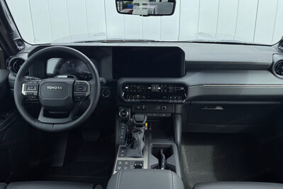 Toyota Land Cruiser Executive 2.8 Diesel