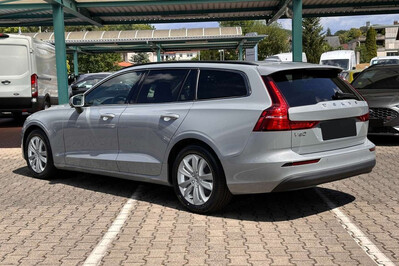 Volvo V60 B4 Core
