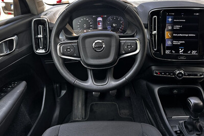 Volvo XC40 T3 Momentum Pro aut
