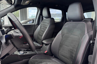 Ford Kuga 2.5 PHEV ST-Line X