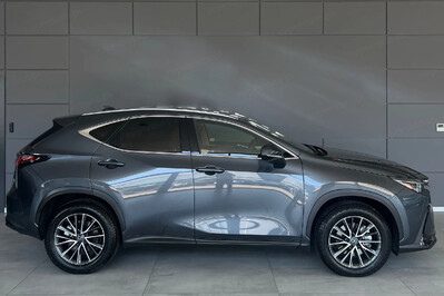 Lexus NX 350h Prestige 2WD