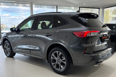 Ford Kuga 2.5 PHEV ST-Line X