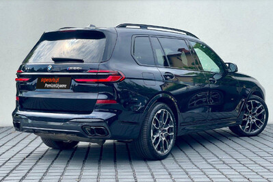 BMW X7 M60i xDrive