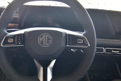 MG HS Excite 1.5 T-GDi AT DCT