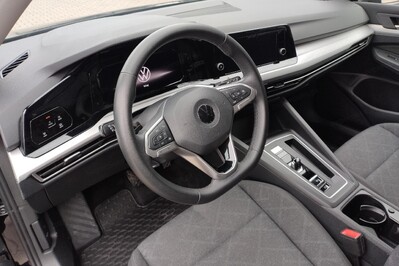 Volkswagen Golf Life 1.0 eTSI  DSG