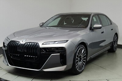BMW Seria 7 740d xDrive M Sport