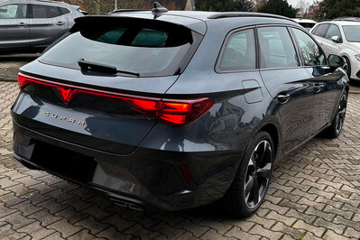 Cupra Leon Sportstourer 1.5 eTSI mHEV DSG