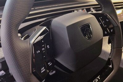 Peugeot 5008 GT 1.2 mHEV e-DCS6