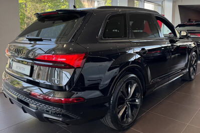Audi Q7 50 TDI quattro S Line