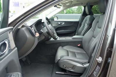 Volvo XC60 T8 Plug-In Hybrid AWD Ultra Bright