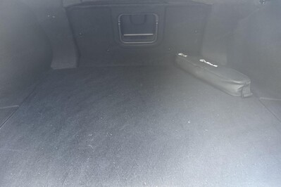 Lexus ES 300h Business Edition +