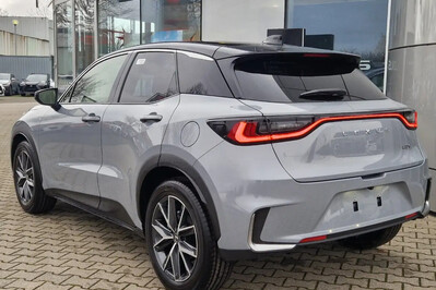 Lexus LBX Emotion 1.5 Hybrid
