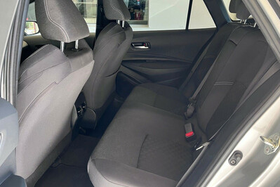 Suzuki Swace 1.8 Hybrid Premium Plus CVT