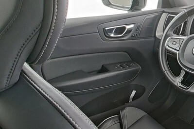Volvo XC60 T6 AWD Plug-In Hybrid R-Design aut