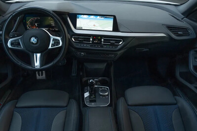 BMW Seria 2 218i