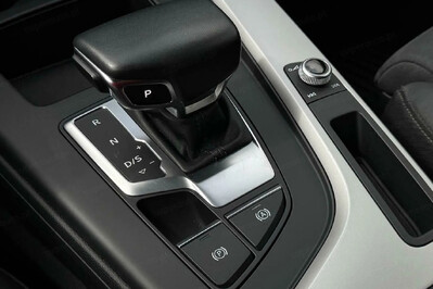 Audi A4 Avant 40 TDI S Line