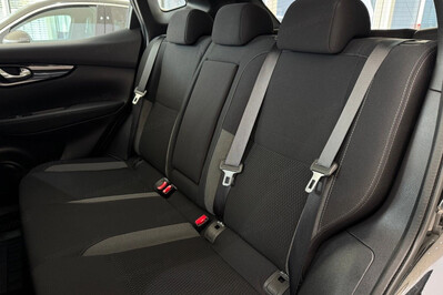 Nissan Qashqai 1.3 DIG-T Acenta DCT