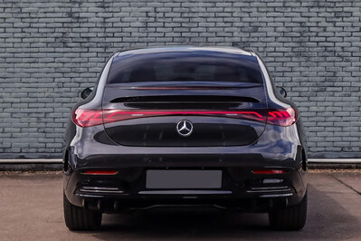 Mercedes EQE 350 4-Matic AMG Line