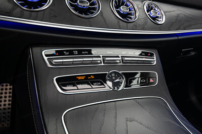 Mercedes E Klasa E 300 Coupe 2.0 9G-TRONIC