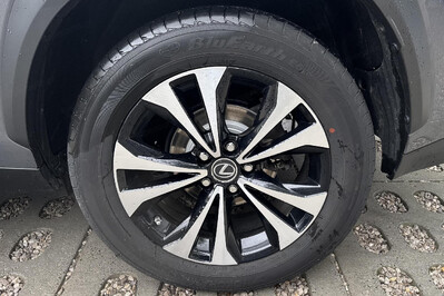 Lexus NX 300h F Impression AWD