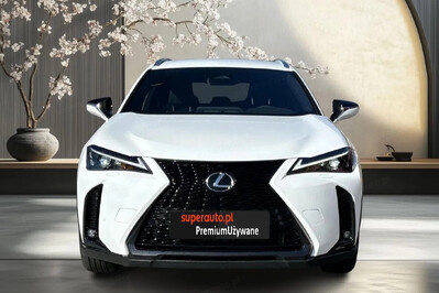 Lexus UX 300h F Sport Design