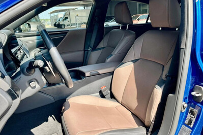 Lexus ES 300h F Sport Design