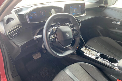 Peugeot 208 1.2 PureTech Allure Pack S&S EAT8