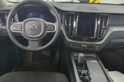Volvo XC60 B4 D Momentum Pro aut