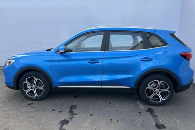 MG ZS 1.5 HEV+ Excite aut